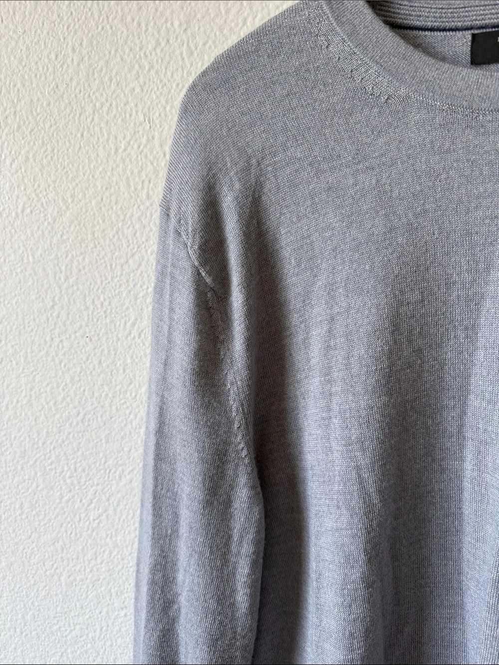 Banana Republic Light Gray Merino Wool Crewneck Sweater | Men's L